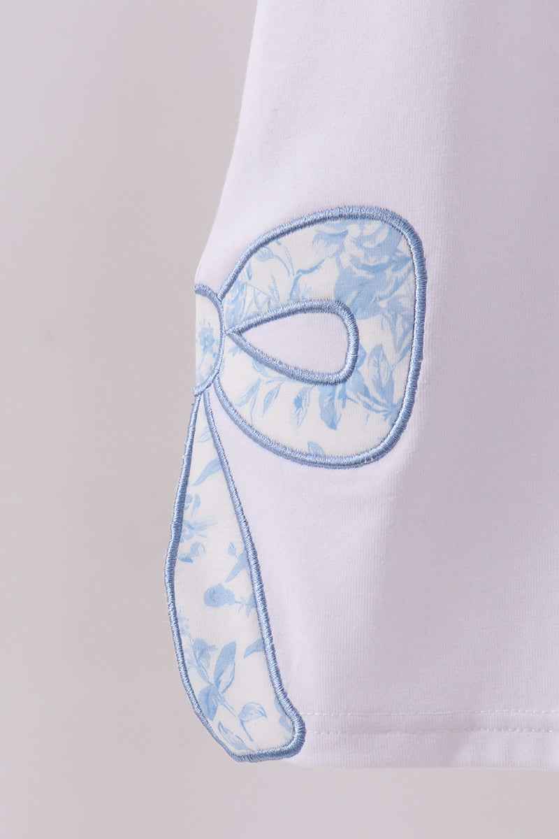 White MAMA bow applique mom&me top