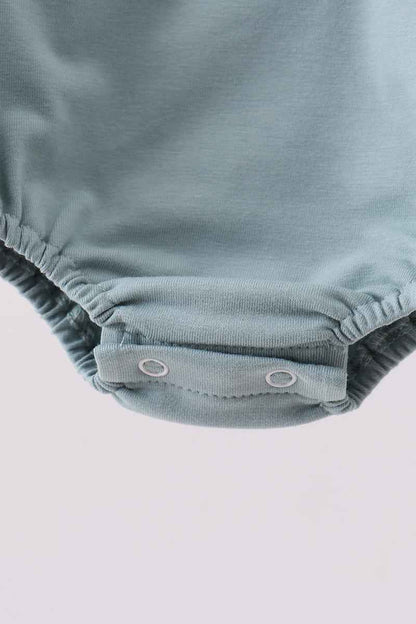 Blue gray Puppy embroidery bubble
