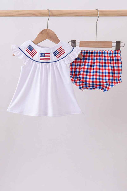 White flag smocked ruffle gingham bloomer set
